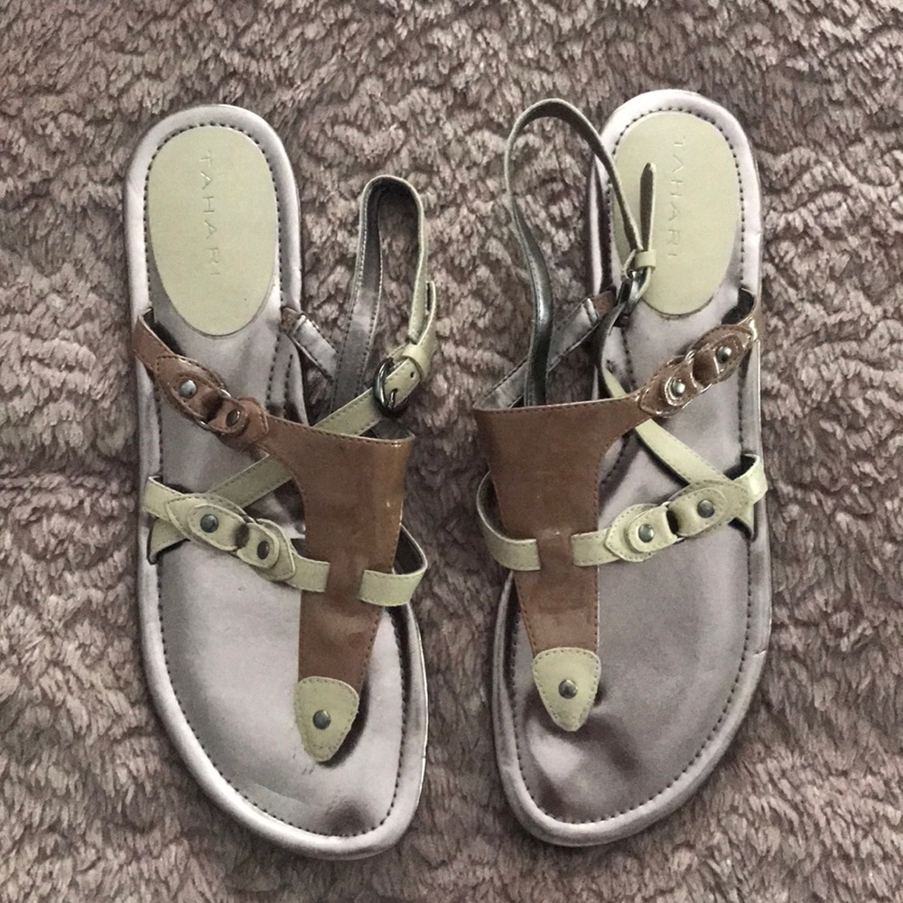 Tahari sandals